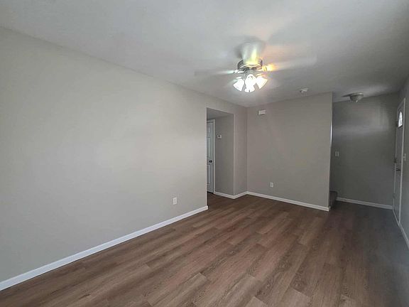 4th image of 936 W 8th St