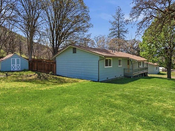 2nd image of 540 Rolling Hills Dr