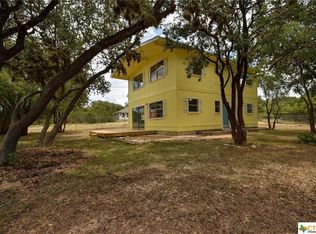 1177 Singing Hills Dr, Canyon Lake, TX 78133