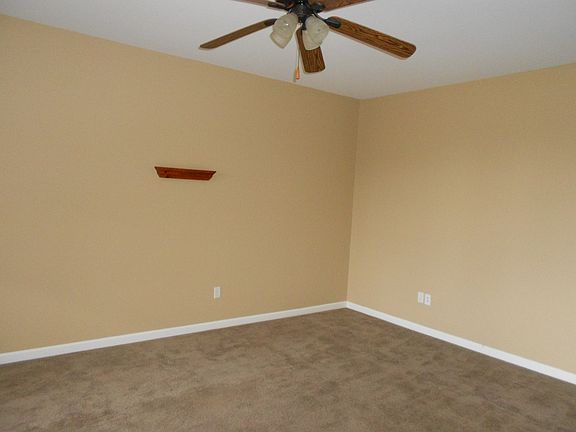2nd image of 11566 Williamsport Pike