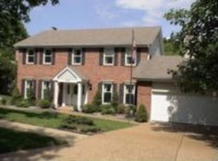 716 Bent Brook Rd, Saint Louis, MO 63122