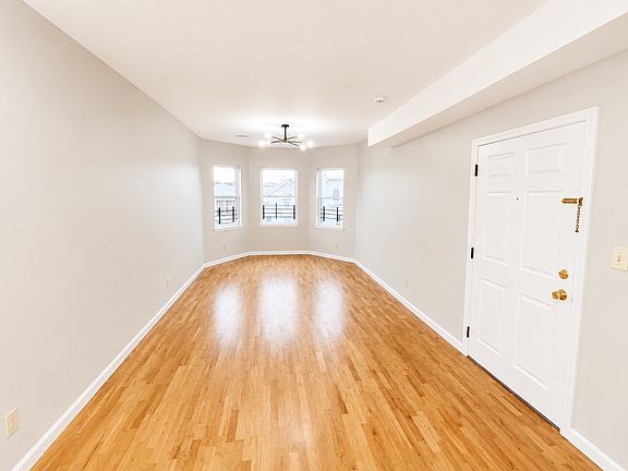 5th image of 137 Pennsylvania Ave Floor 3