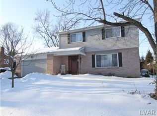 1228 Walnut Ln, Macungie, PA 18062