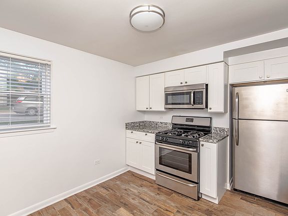 2nd image of 4916 N Harlem Ave APT 1