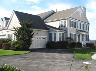 76 Pinehurst Cir, Monroe, NY 10950