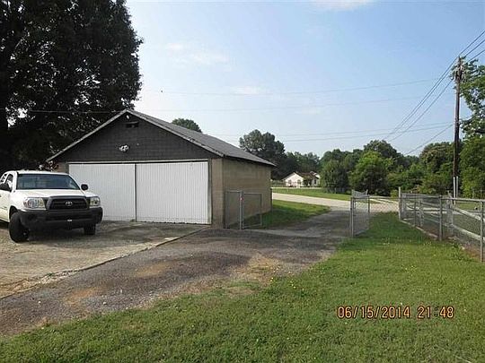 4th image of 8055 Asheville Hwy