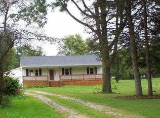 3053 Clarice St, Burton, MI 48529