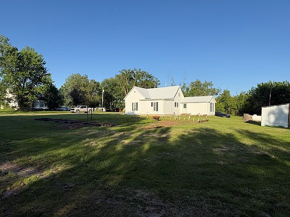 4th image of 29060 3rd St