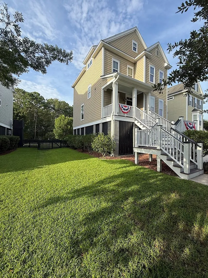 Available now. Amazing 4 BR/2.5 BA Home Available at Shellring at St Thomas Island! — Photo 2