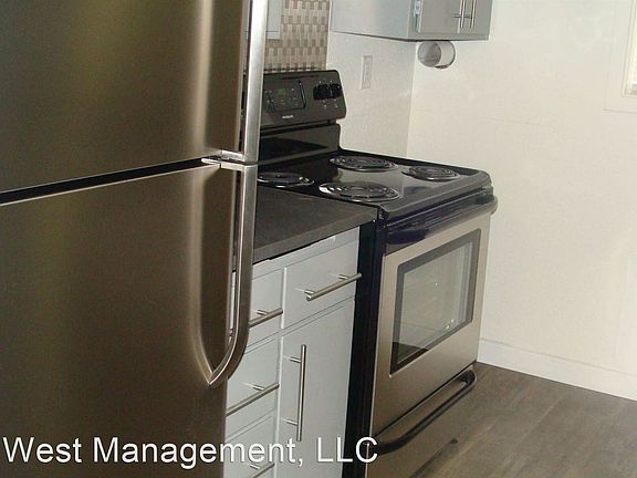 3rd image of 520 NE 108th Ave #5