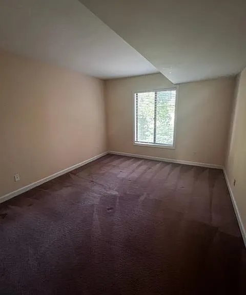 1508 Benjamin Pkwy #F — Photo 7