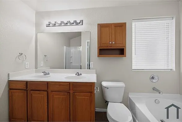 515 Harding Ln — Photo 27