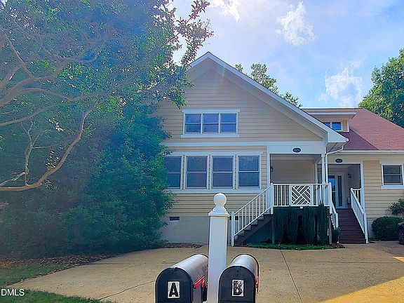 3rd image of 103 Stewart Ln #A