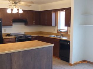 1725 S Alpine Road #FL 2ND, Rockford, IL 61108