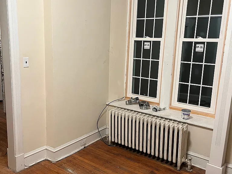 122 Elmwood Ave #1 — Photo 9