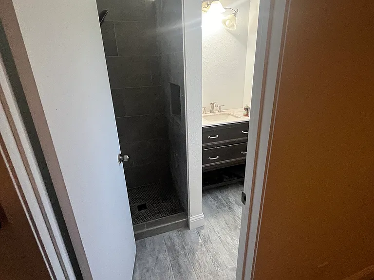 2217 Waterford Rd #1 — Photo 7