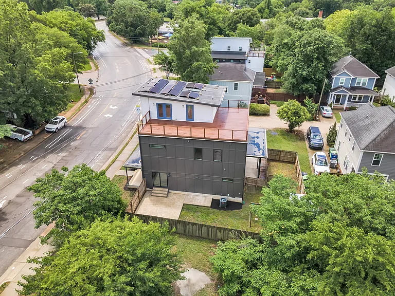 304 S Tarboro St — Photo 55