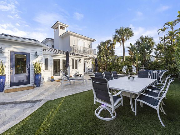 2nd image of 122 Lighthouse Drive