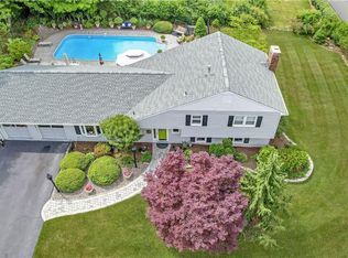 11 Courtney Dr, New City, NY