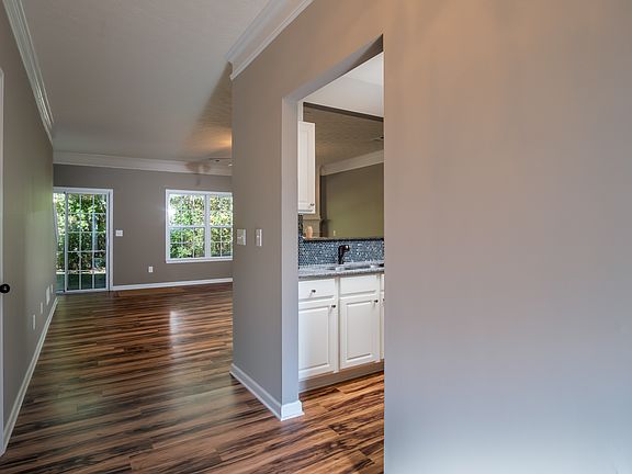 4th image of 1573 River Main Ct