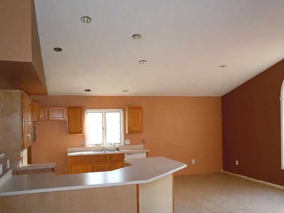 4th image of 23630 Koths St