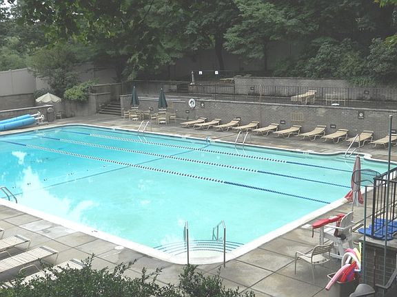 5th image of 99 Pond Ave APT 503