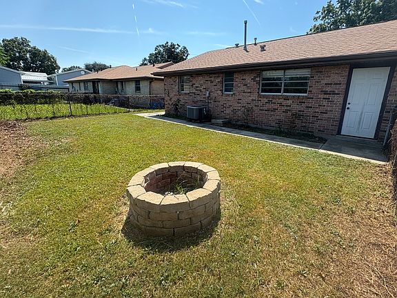 5th image of 114 Park Dr