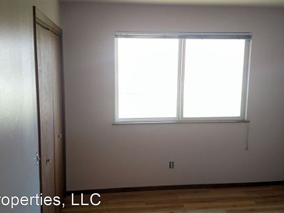 4th image of 101 Stiles Ave APT D