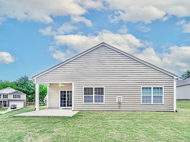 245 Hartwood Lake Ln — Photo 4