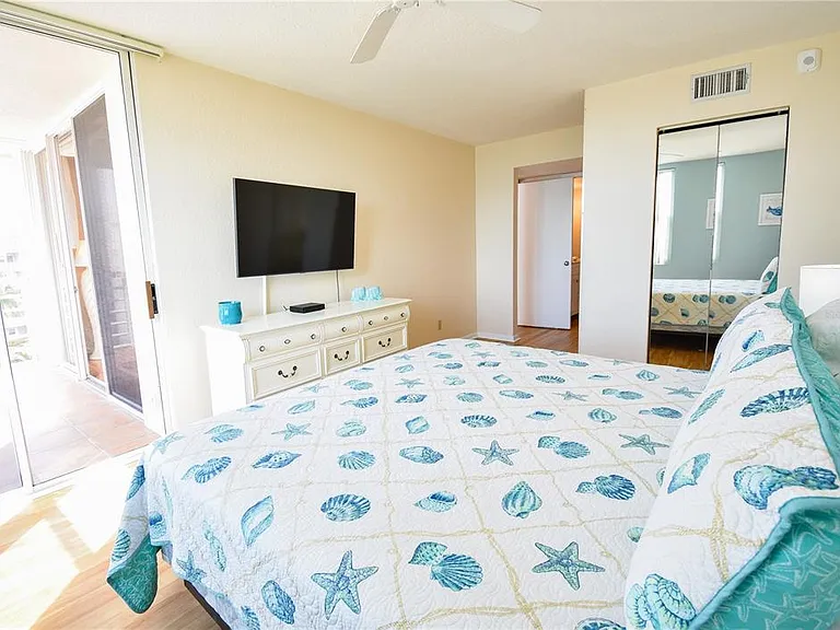 6021 Bahia Del Mar Cir #540 — Photo 15