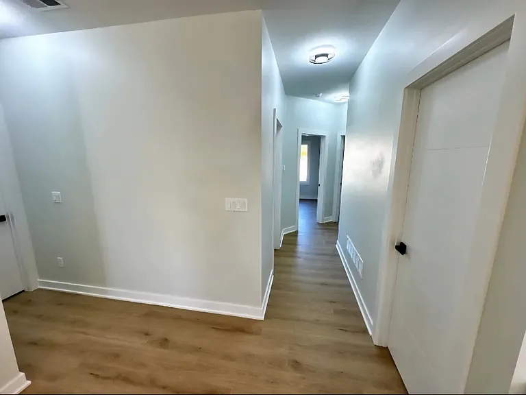 508 W 2nd Ave #D — Photo 4