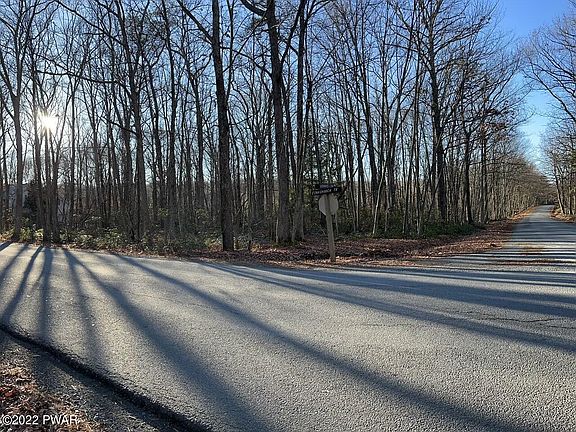5th image of 13 Conashaugh Trail Lenape Dr