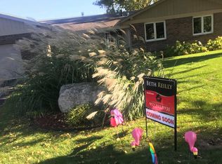 4413 College Heights Cir, Bloomington, MN 55437