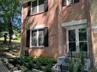 5701 Lawsons Hill Ct, Alexandria, VA 22310