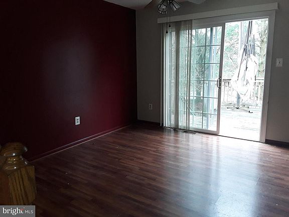 5th image of 3410 Clairborne Way