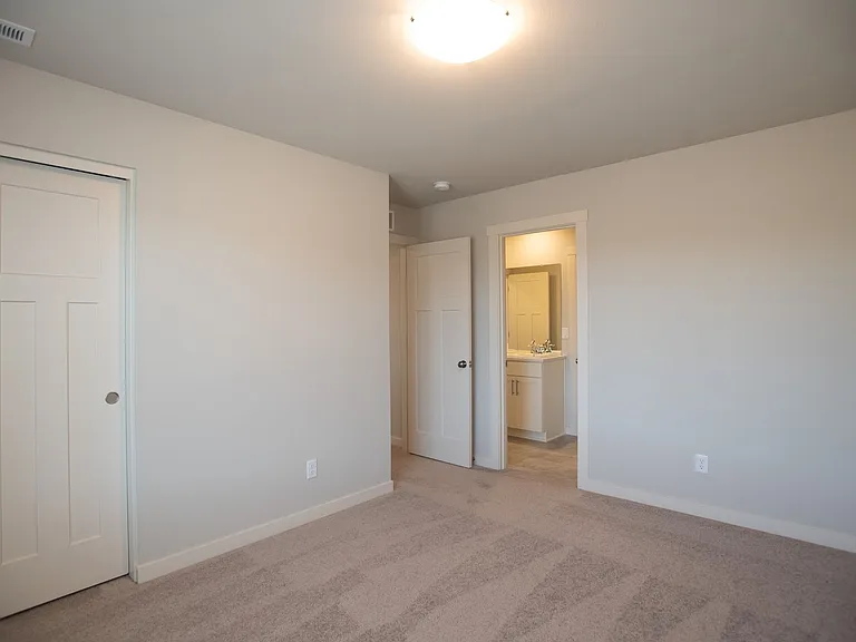63264 Peale St — Photo 19