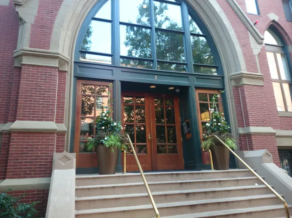 2 Clarendon St APT 401, Boston, MA 02116