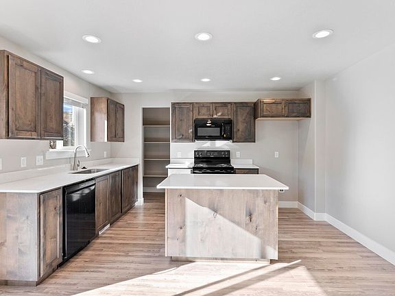 2nd image of 393 N Slant Rd #31