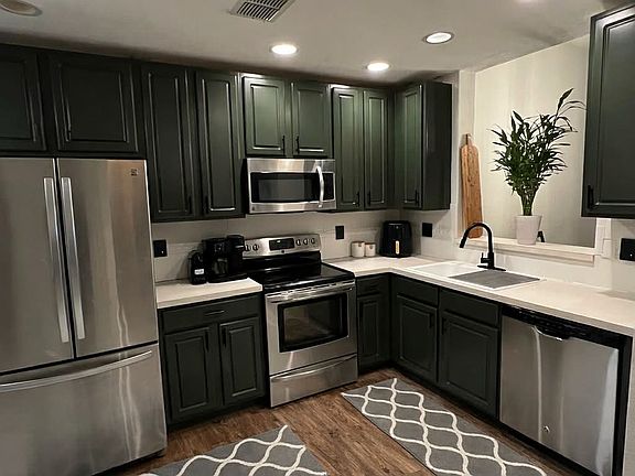 3rd image of 7575 Meadow Lakes Dr APT 302