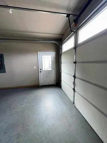 17 Victoria Ct — Photo 15