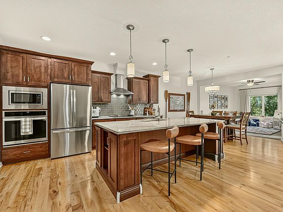 5th image of 558 Panorama Cir NW