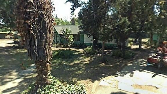 3rd image of 515 N Taormina Dr