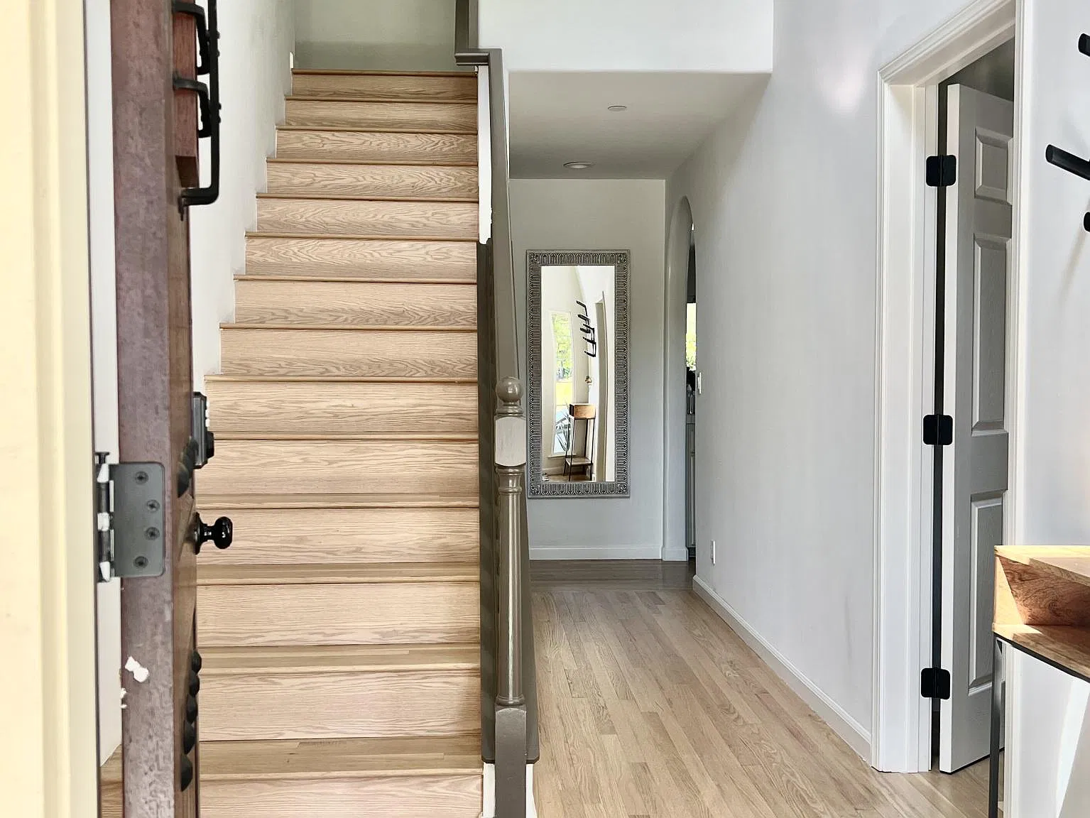 2334 W Park Ave — Photo 3