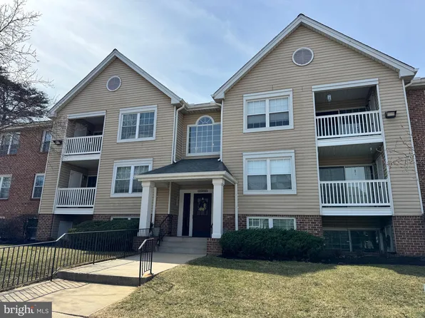 10 Rumford Dr Unit 204, Catonsville, MD 21228