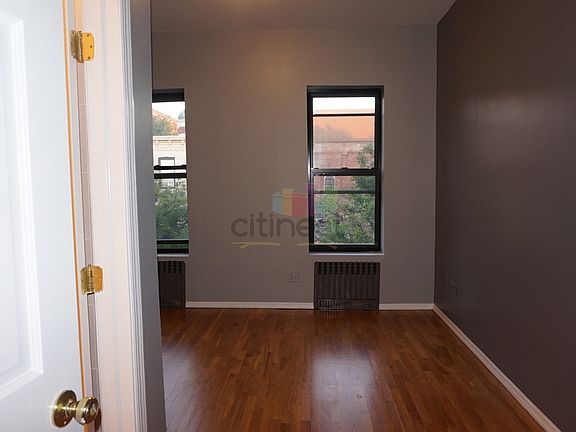 3rd image of 528 6th Ave #3VF