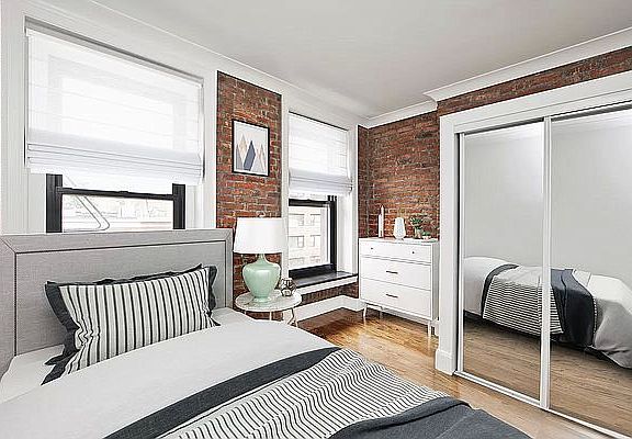 4th image of 37 King St Unit 5G