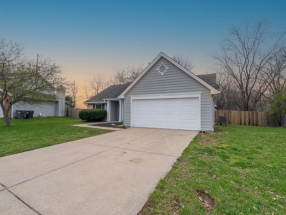 2nd image of 1616 Beckenbauer Ln