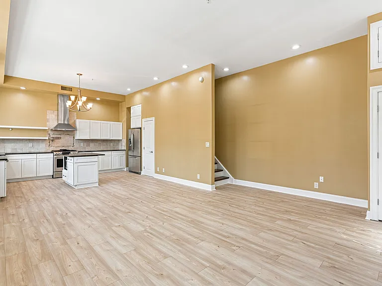 2355 E York St #A — Photo 4