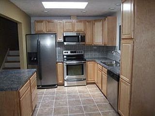 5th image of 344 Crestview Dr