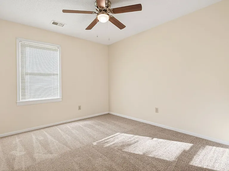 403 Wormwood Ln #H — Photo 15